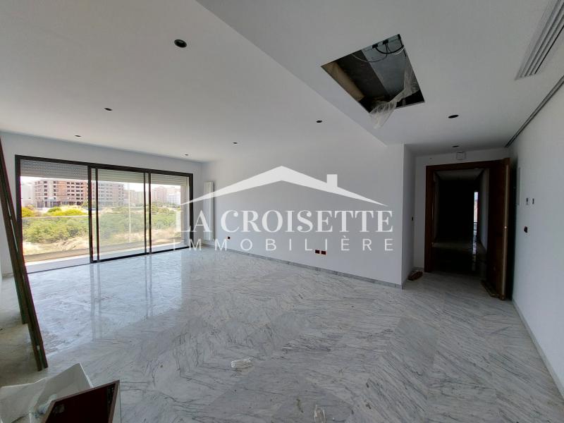 Appartement S+3 avec terrasse aux Jardins de Carthage